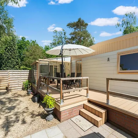 Chalet Serene Forest With Comfort, Cleaning Included *
