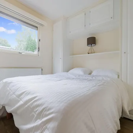 Chalet Serene Forest With Comfort, Cleaning Included